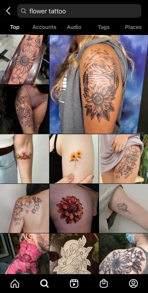 Los mejores resultados cuando busco "tatuaje de flor" en Instagram