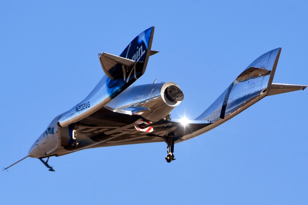 Avión cohete de turismo espacial de Virgin Galactic SpaceShipTwo