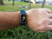 Revisión de Fitbit Charge 5: desde la banda básica hasta el pseudo reloj inteligente