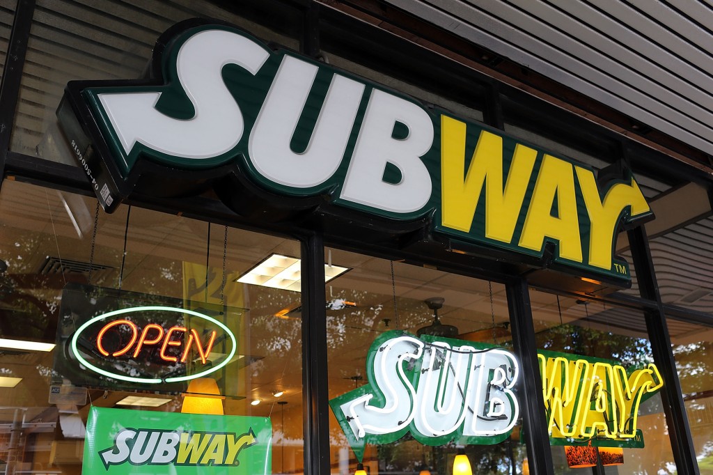 La empresa Subway respalda a uno de los administradores de su territorio que fue acusado de no pagar a los trabajadores.