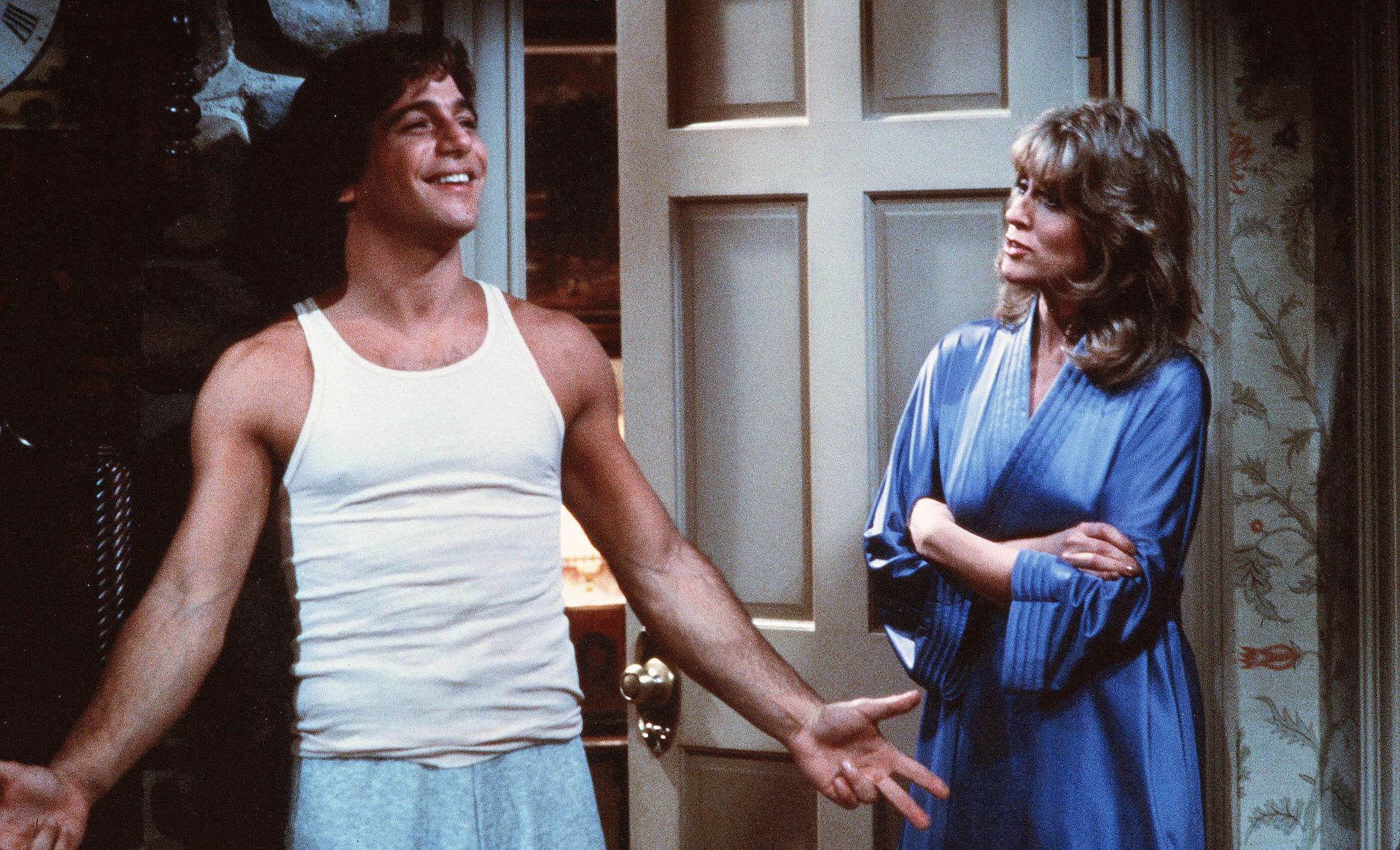 Tony Danza y Judith Light en "¿Quién es el jefe?" que se emitió entre 1984 y 1992 y ahora se transmite en Amazon Prime.