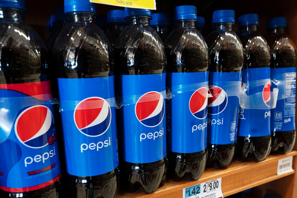 Pepsi ya ha advertido de más subidas de precios en 2022.