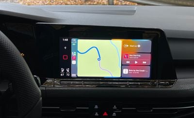 2022 vw golf gti carplay dash