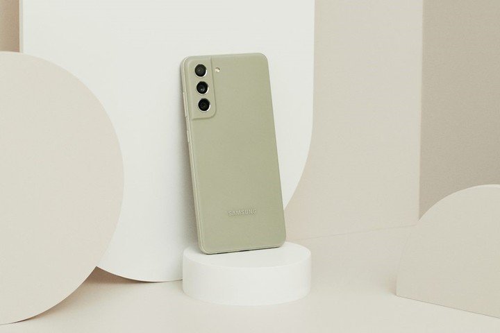 Galaxy S21 FE 5G, el nuevo teléfono Samsung diseñado para los fanáticos de la marca.  Foto: Samsung.