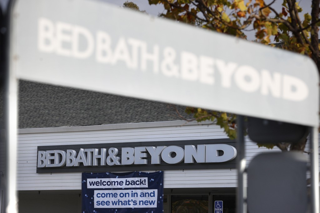 Bed Bath & Beyond