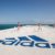 Adidas instala una cancha de tenis flotante en la Gran Barrera de Coral