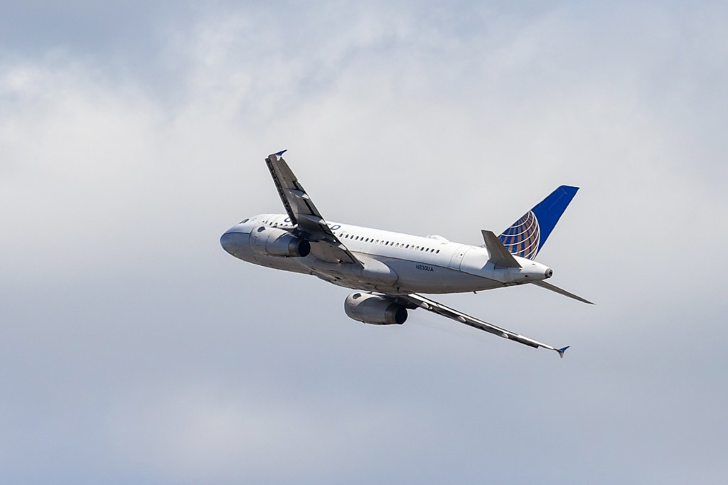 Los aviones de United Airlines se ven en el Aeropuerto Internacional de Newark en Nueva Jersey, Estados Unidos, el 29 de septiembre de 2021.