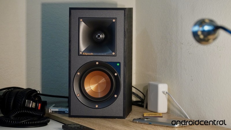 Klipsch R-41PM speaker