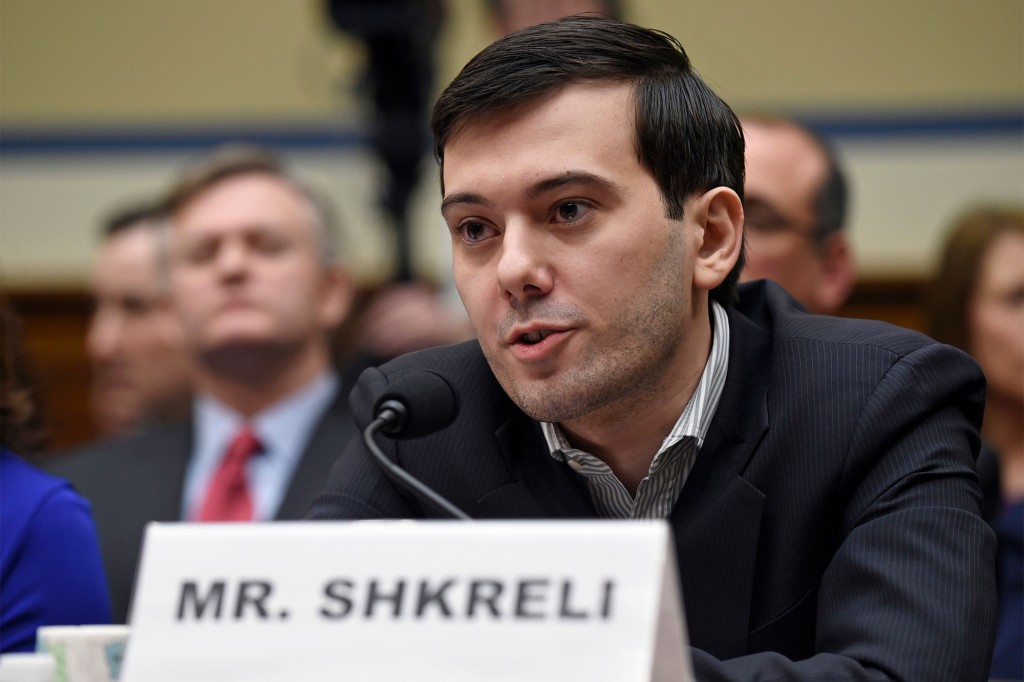 Martin Shkreli habla durante una audiencia del gobierno en 2016.