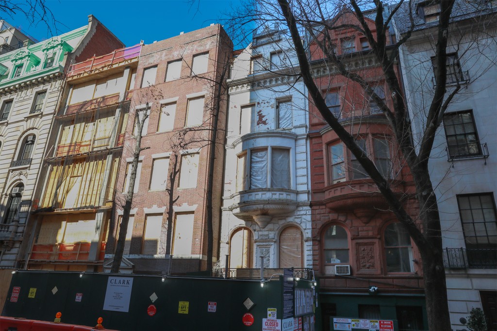 Abramovich is connected to several homes on  East 75th St in Manhattan.