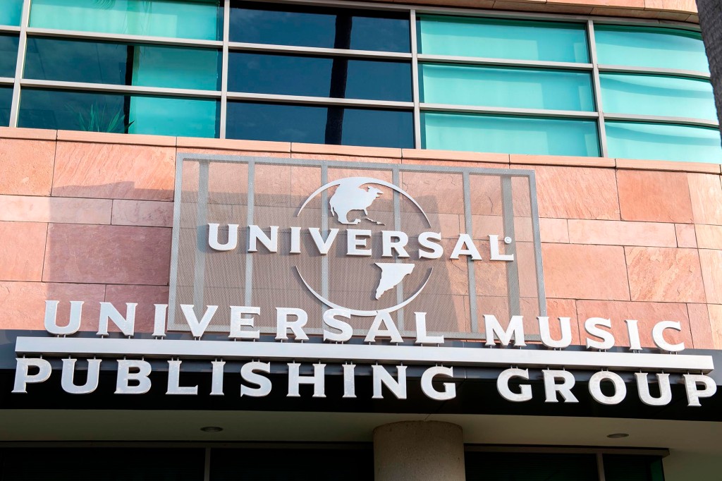 Una vista de la sede de Universal Music Group (UMG) en Los Ángeles