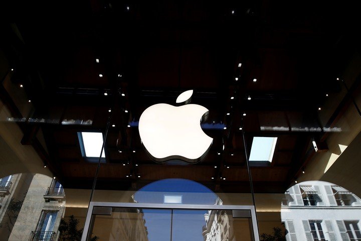 Apple aumentó un 14% sus beneficios en los últimos seis meses gracias a su iPhone.  Foto: REUTERS/Gonzalo Fuentes.