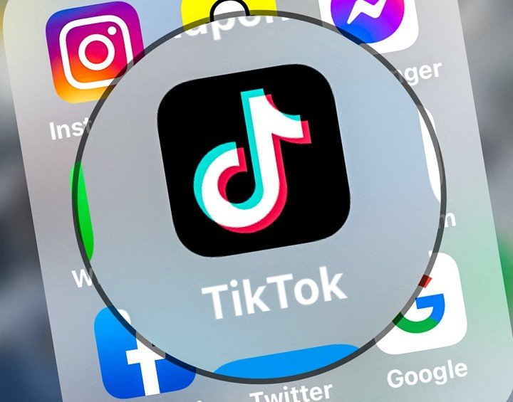 TikTok se impone en la preferencia del público joven sobre Instagram Reels.  Foto: AFP