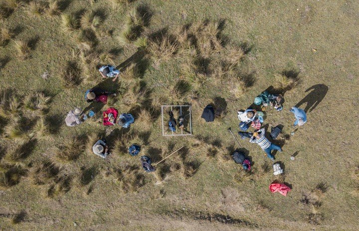 Picnic y descanso en el Abra Azul. (Foto: Fernando de la Orden)