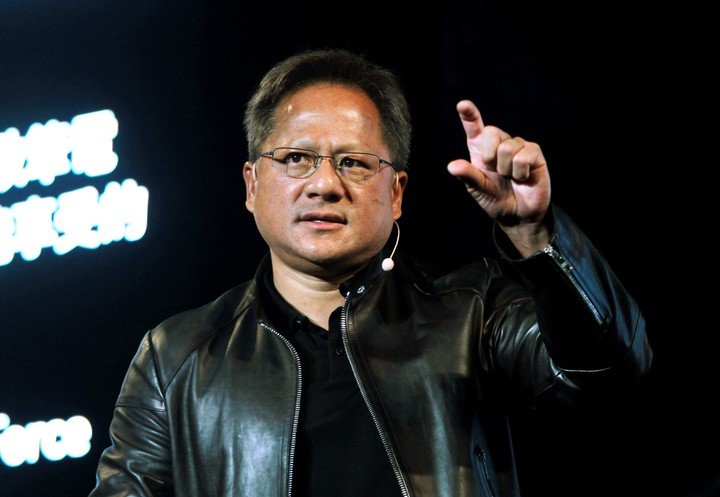 Jensen Huang, CEO de Nvidia: Dice que la Ley de Moore está muerta.  Foto AP