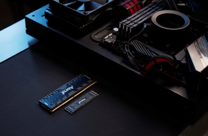 Los SSD más potentes son los SSD PCIe 4.0, como el FURY Renegade de Kingston.