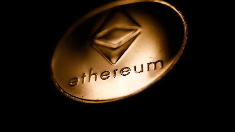 ¿Puede ethereum derrocar a bitcoin como el rey de las criptomonedas?