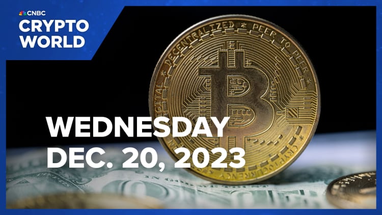 Bitcoin se recupera por encima de los $43,000: CNBC Crypto World