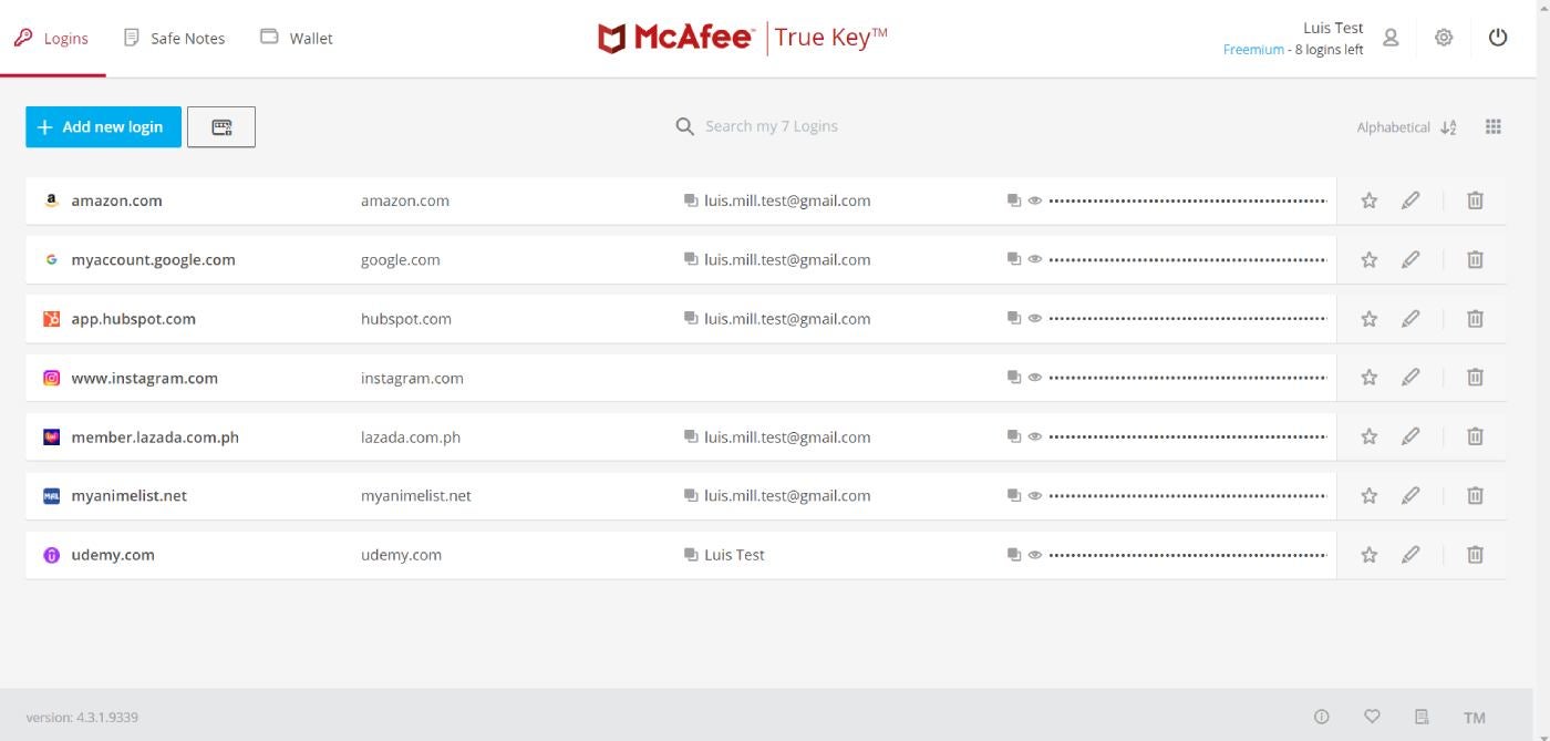 Panel de contraseñas principal de McAfee True Key.