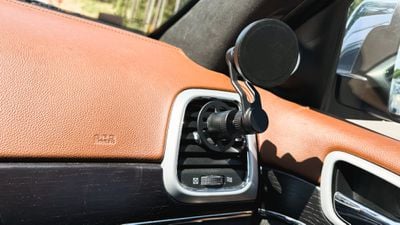 cargador de coche mophie 1